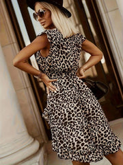 Lucy™ | Stylish Dress with Leopard Print