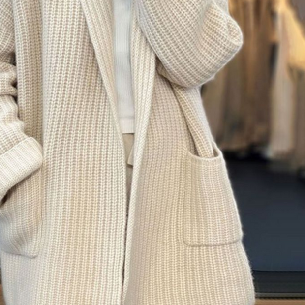 Lucia | Classy Cardigan