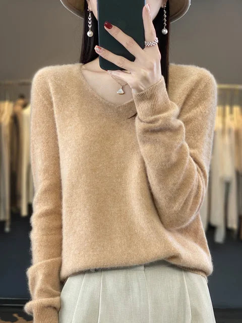 Amelia - Luxurious Sweater