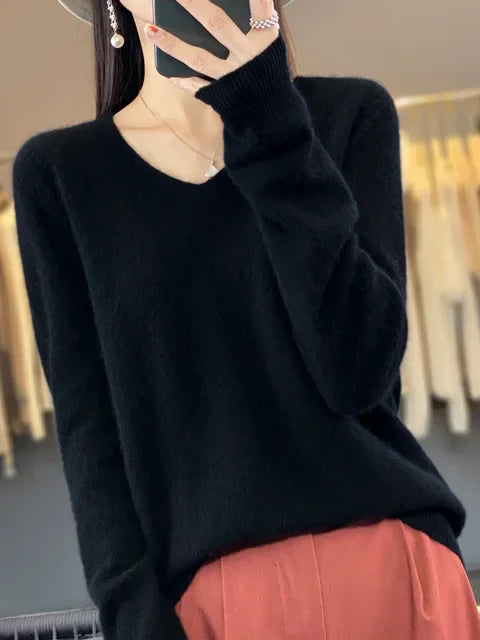 Amelia - Luxurious Sweater